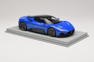 Maserati MC20 Blu Infinito BBR 1:18 P18191EMAS Gyanta – 4. kép a 7-ből