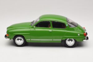 Saab 96 V4 Zöld MCG 1:18 MCG18655 Fém – 3. kép a 6-ből