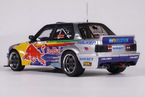 BMW E30 V8 #229 E. Hountondji Red Bull Driftbrothers Drift 2023 Kék Otto 1:18 OT486 Gyanta – 5. kép a 5-ből