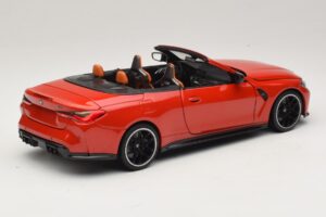 BMW M4 G83 Kabrió Red Metallic Minichamps 1:18 110021030 Fém – 3. kép a 8-ből