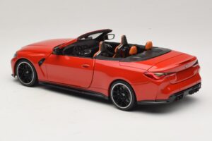 BMW M4 G83 Kabrió Red Metallic Minichamps 1:18 110021030 Fém – 7. kép a 8-ből