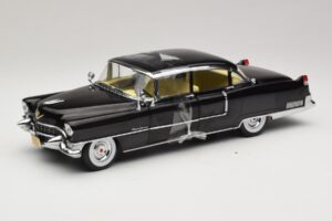 Cadillac Fleetwood Series 60 The Godfather Greenlight 1:18 12949 Fém