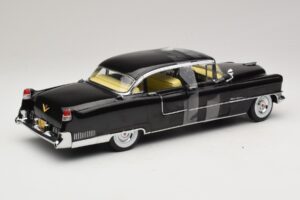 Cadillac Fleetwood Series 60 The Godfather Greenlight 1:18 12949 Fém – 2. kép a 6-ből