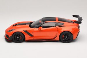 Chevrolet Corvette C7 ZR1 Piros IXO 1:18 U18RDC001-FO Fém – 4. kép a 8-ből