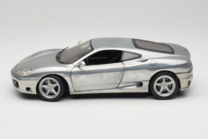 Ferrari 360 Modena Króm Ezüst Hot Wheels 1:18 27774 Fém – 4. kép a 8-ből