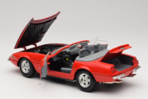 Ferrari 365 GTS/4 Spider Piros Techno Giodi 1:18 40028-P1 Fém – 5. kép a 8-ből