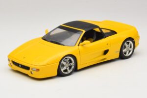Ferrari F355 Spider Sárga Fekete Tetővel UT Models 1:18 180074030-P4 Fém