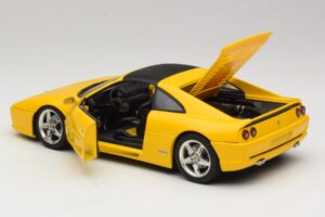 Ferrari F355 Spider Sárga Fekete Tetővel UT Models 1:18 180074030-P4 Fém – 5. kép a 8-ből