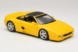 Ferrari F355 Spider Sárga Fekete Tetővel UT Models 1:18 180074030-P4 Fém – 6. kép a 8-ből