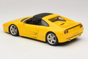 Ferrari F355 Spider Sárga Fekete Tetővel UT Models 1:18 180074030-P4 Fém – 7. kép a 8-ből