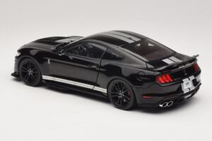 Ford Mustang Shelby GT500 S550 Fekete IXO 1:18 U18RDC002-FO Fém – 7. kép a 8-ből