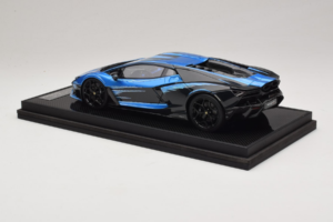 Lamborghini Revuelto Blue Black IVY Merit 1:18 REMC040 Gyanta – 5. kép a 7-ből