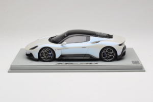 Maserati MC20 Bianco Audace BBR 1:18 P18191AMAS Gyanta