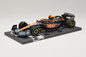 McLaren MCL36 #4 L. Norris Abu Dhabi GP 2022 Minichamps 1:18 537224004 Gyanta