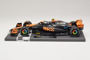 McLaren MCL60 #4 L. Norris 2nd Place Singapore GP 2023 Minichamps 1:18 537233404 Gyanta – 3. kép a 7-ből
