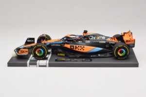 McLaren MCL60 #81 O. Piastri Hungarian GP 2023 Minichamps 1:18 537233081 Gyanta – 3. kép a 7-ből