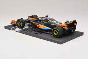 McLaren MCL60 #81 O. Piastri Hungarian GP 2023 Minichamps 1:18 537233081 Gyanta – 5. kép a 7-ből