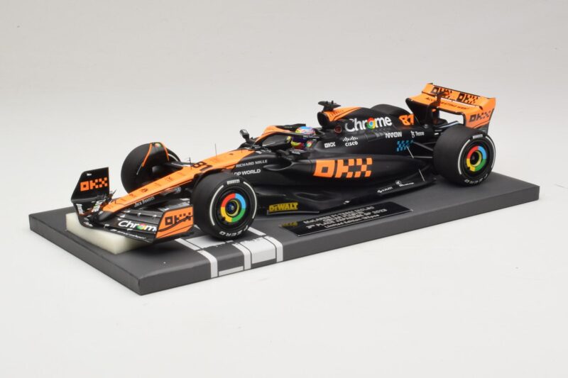 McLaren MCL60 #81 O. Piastri Japanese GP 2023 Minichamps 1:18 537233581 Gyanta