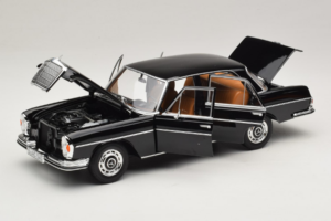 Mercedes 280 SE W108 Fekete Norev 1:18 183360 Fém – 2. kép a 8-ből
