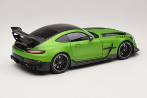 Mercedes AMG GT Black Series C190 Matt Green Metallic Minichamps 1:18 110032022 Fém – 3. kép a 8-ből