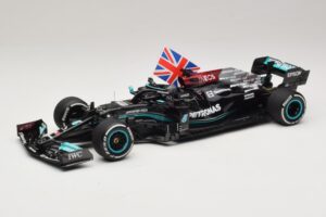 Mercedes AMG Petronas W12 E Performance L. Hamilton Winner British GP 2021 Minichamps 1:18 110211144 Gyanta