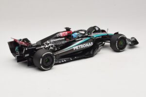 Mercedes AMG Petronas W15 E Performance G. Russell 2024 Minichamps 1:18 110240163 Gyanta – 2. kép a 7-ből