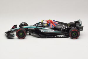 Mercedes AMG Petronas W15 E Performance L. Hamilton Winner British GP 2024 Minichamps 1:18 110241244 Gyanta – 3. kép a 7-ből