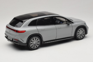 Mercedes EQS SUV X296 Manufaktur Alpine Grey NZG 1:18 B66960591 Fém – 3. kép a 8-ből