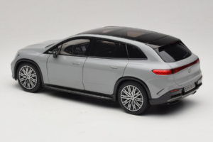 Mercedes EQS SUV X296 Manufaktur Alpine Grey NZG 1:18 B66960591 Fém – 7. kép a 8-ből