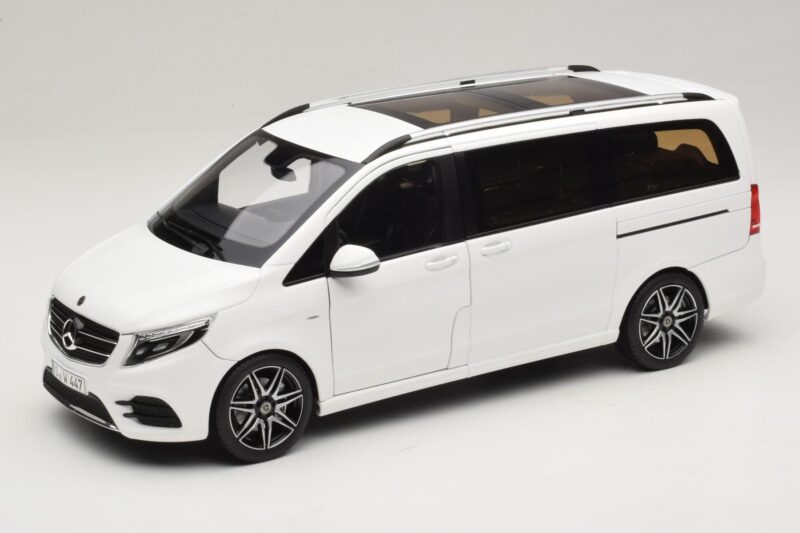 Mercedes V-Class W447 AMG Line Fehér Norev 1:18 183876 Fém