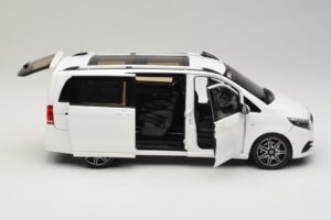 Mercedes V-Class W447 AMG Line Fehér Norev 1:18 183876 Fém – 4. kép a 8-ből