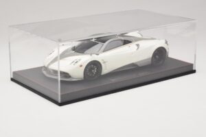 Pagani Huayra Luminous Green AB 1:18 REMC041 Gyanta – 6. kép a 7-ből