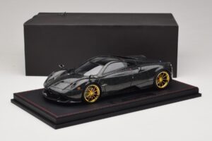 Pagani Huayra Starry Night Sky AB 1:18 REMC039 Gyanta – 7. kép a 7-ből