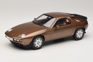 Porsche 928 S Tobacco Metallic GT Spirit 1:18 GT1005 Gyanta