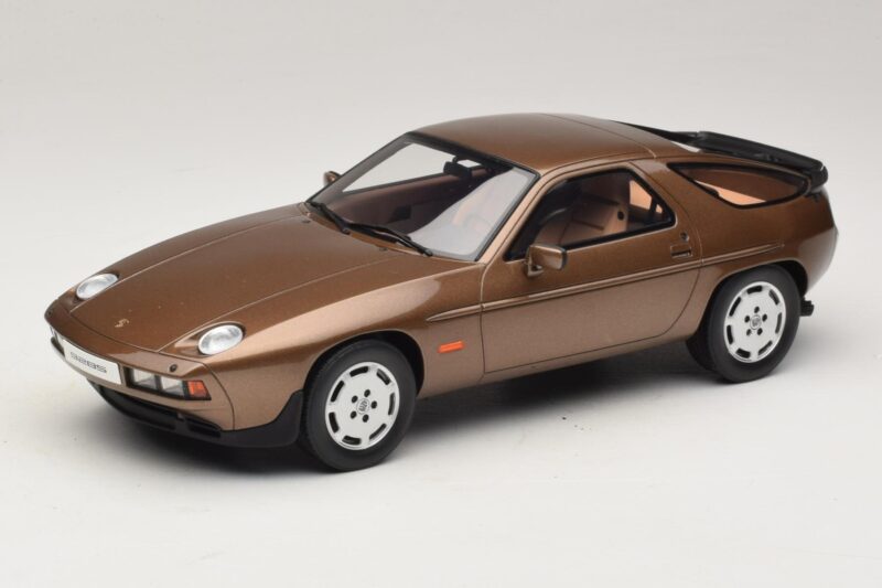 Porsche 928 S Tobacco Metallic GT Spirit 1:18 GT1005 Gyanta