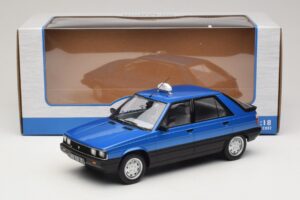 Renault 11 GTL Taxi James Bond MCG 1:18 MCG18833 Fém – 6. kép a 6-ből