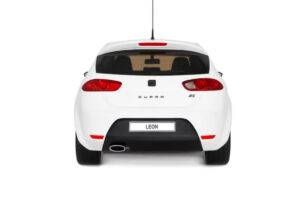 SEAT Leon Cupra R Mk2 Fehér Otto 1:18 OT1332 Gyanta – 5. kép a 5-ből