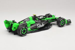 Stake Kick Sauber C44 G. Zhou Emilia Romagna GP 2024 Minichamps 1:18 117240124 Gyanta – 2. kép a 7-ből