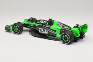 Stake Kick Sauber C44 G. Zhou Emilia Romagna GP 2024 Minichamps 1:18 117240124 Gyanta – 5. kép a 7-ből
