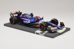 Visa Cash App RB VCARB 01 A. Iwasa FP1 Japanese GP 2024 Minichamps 1:18 117240440 Gyanta – 4. kép a 7-ből