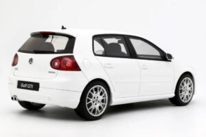 Volkswagen Golf GTI Mk5 Edition 30 Candy White Otto 1:18 OT1250 Gyanta – 2. kép a 5-ből