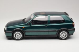 Volkswagen Golf Mk3 VR6 Carat Dragon Green Otto 1:12 G099 Gyanta – 3. kép a 6-ből