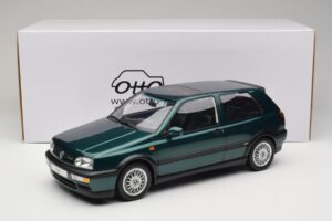 Volkswagen Golf Mk3 VR6 Carat Dragon Green Otto 1:12 G099 Gyanta – 6. kép a 6-ből