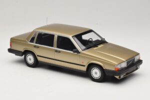 Volvo 740 GL Arany Minichamps 1:18 155171700 Fém – 4. kép a 6-ből
