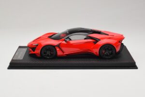 W Motors Fenyr Supersport Piros SophiArt 1:18 SA003-06 Gyanta – 3. kép a 6-ből