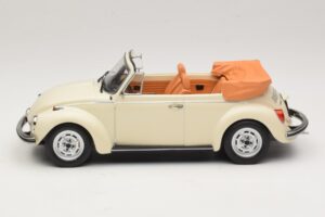 Volkswagen 1303 Kabrió Cream White Norev 1:18 188535 Fém – 3. kép a 6-ből