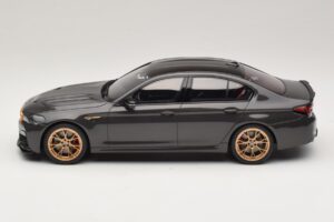 BMW M5 CS F90 Brands Hatch Grey Metallic GT Spirit 1:18 GT993 Gyanta – 3. kép a 6-ből