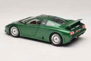 Bugatti EB110 Zöld Metálfényű Bburago 1:18 3003 Fém – 7. kép a 8-ből