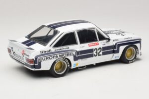Ford Escort RS1800 #32 K. Ludwig Nurburgring Winner 1976 Minichamps 1:18 100768432-R1 Fém – 3. kép a 8-ből