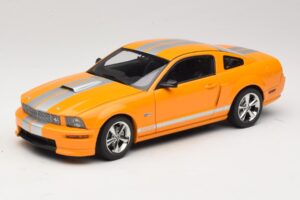 Ford Mustang GT S197 Grabber Orange Metallic AUTOart 1:18 73117-A1 Fém